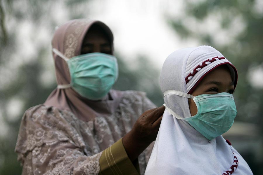 Api Berkobar Di Lahan Gambut Aceh Barat Bencana Tahunan Yang Kembali