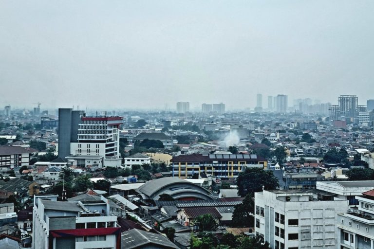 Polusi Udara Jakarta Parah, Desak Pemerintah Serius Atasi Pencemaran ...