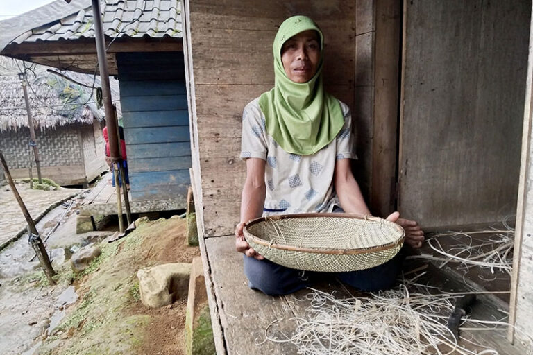 Akses Terbatas, Masyarakat Kasepuhan Jamrut Tuntut Pengakuan Wilayah Adat